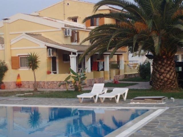 Loula Apartments Sidárion Esterno foto
