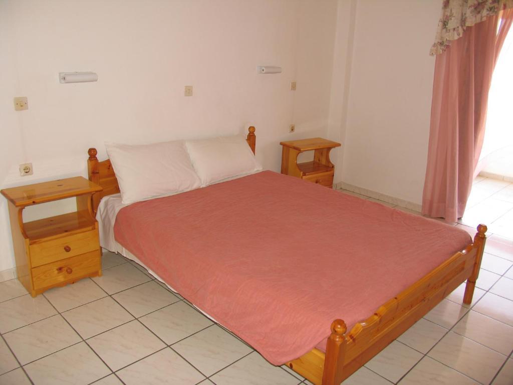 Loula Apartments Sidárion Esterno foto